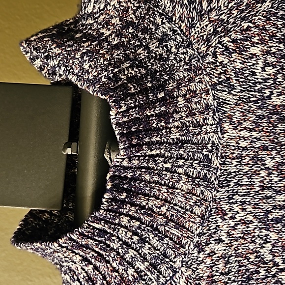 Leo and Nicole Oversized Sweater sz XL - Picture 3 of 6